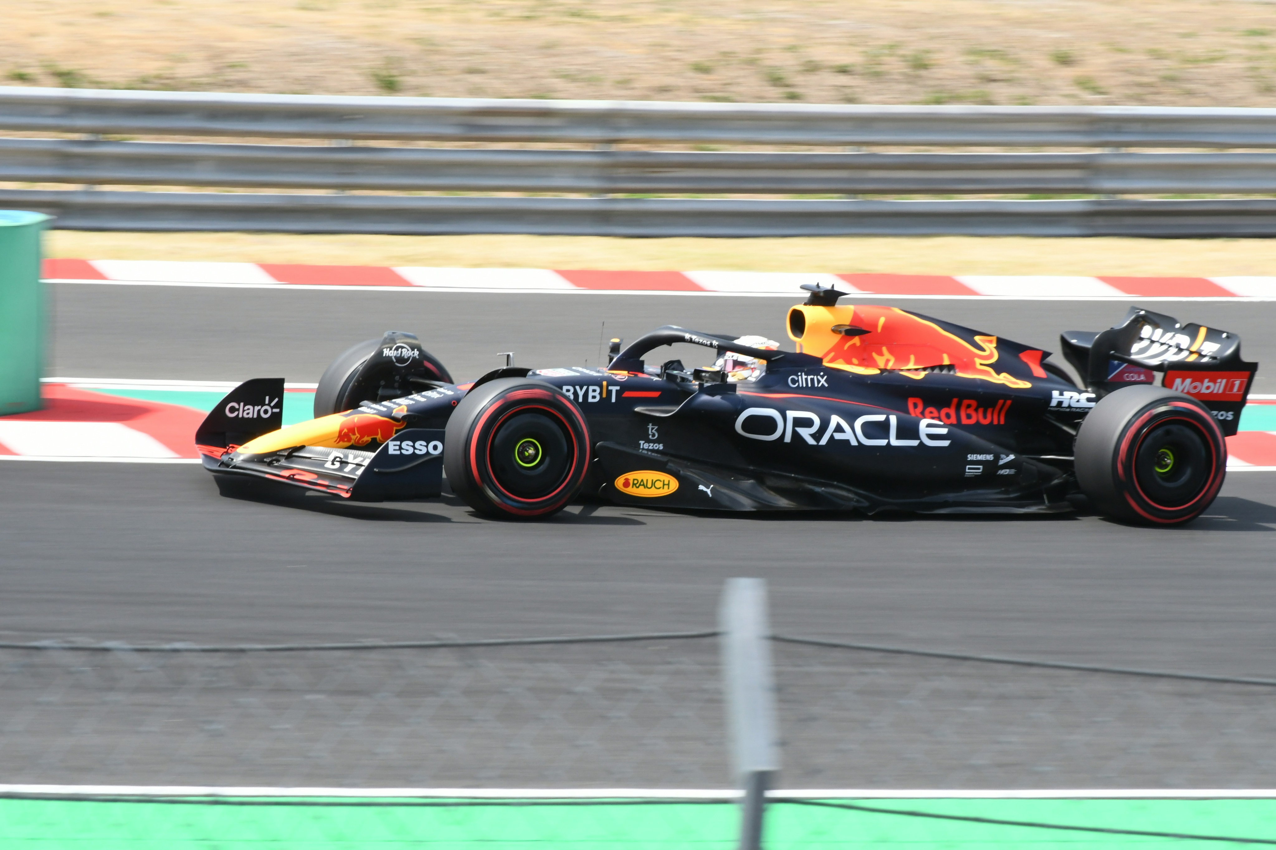F1 championship points and podium